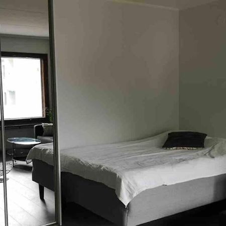 Cosy Studio Near By Airport, 2Min From Train! Vanda Eksteriør bilde